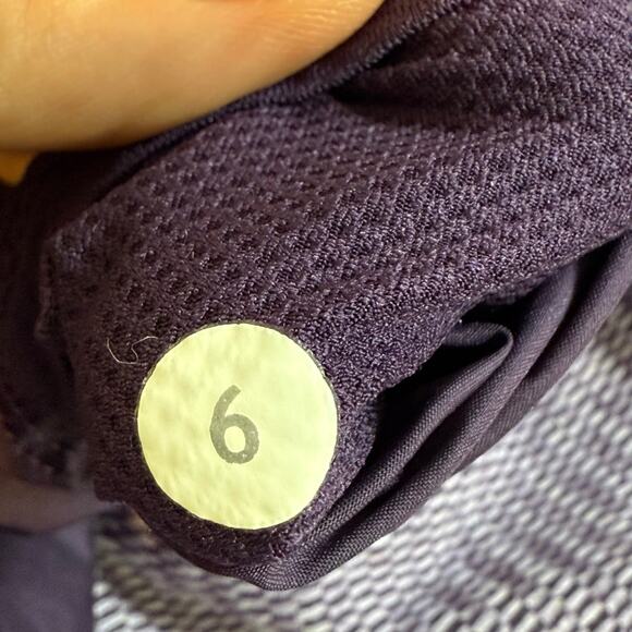 Lululemon Fluff Off Pullover 800 Fill Goose Down Jacket Size 6 Puffer Hoodie - Picture 13 of 16